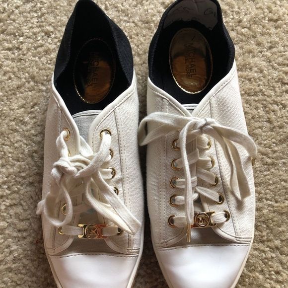 Michael Kors Kristy espadrilles White and Black Sneakers Size 9.5 canvas casual - Picture 4 of 9